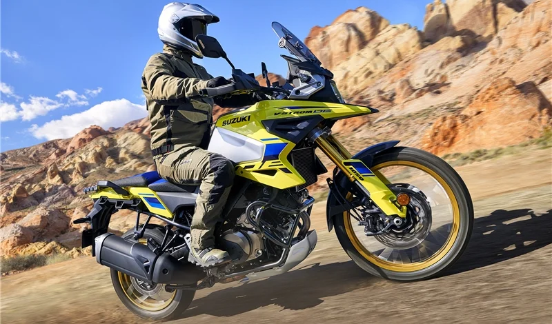 Suzuki V-STROM 1050DE su strada