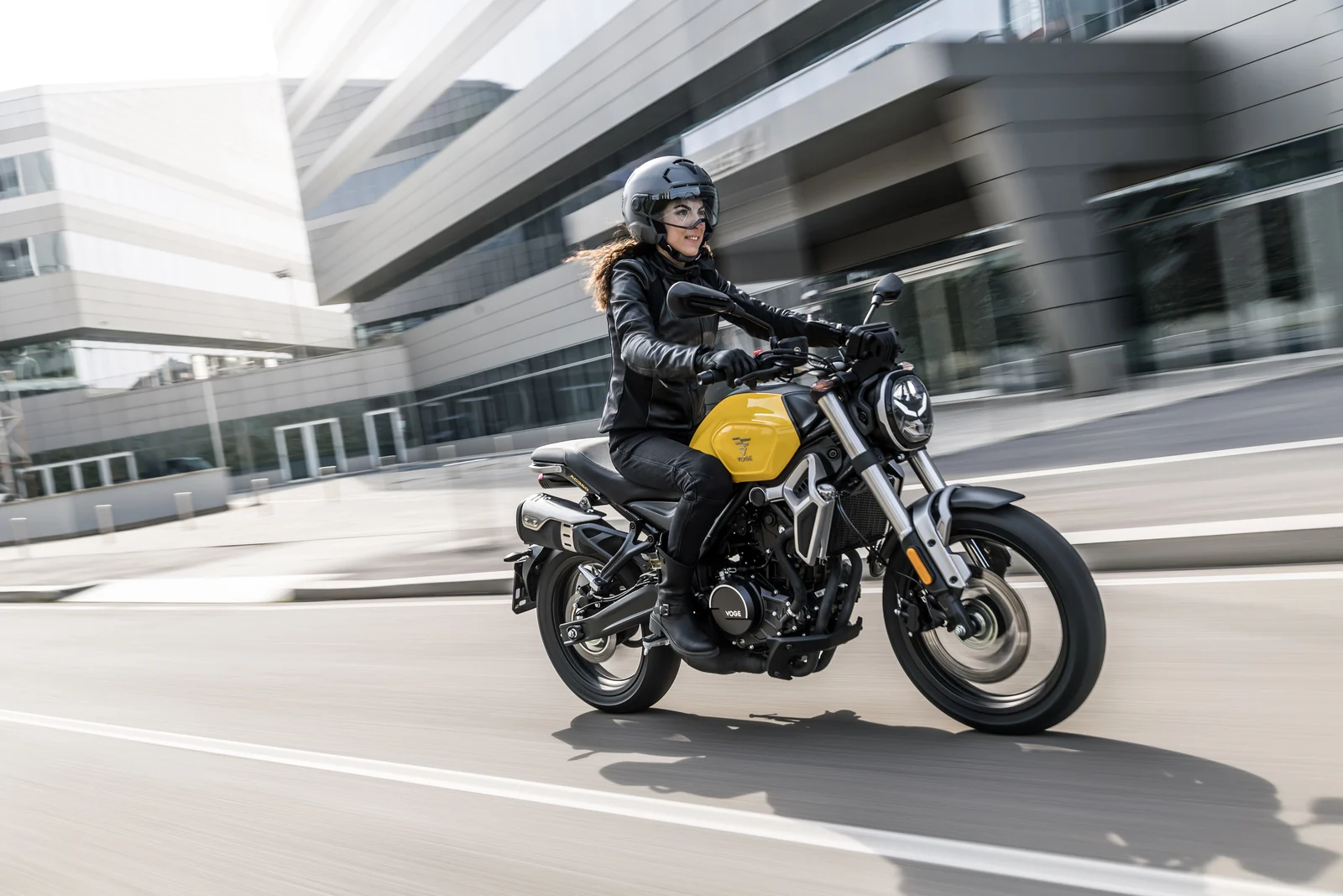 Voge Trofeo 350AC su strada